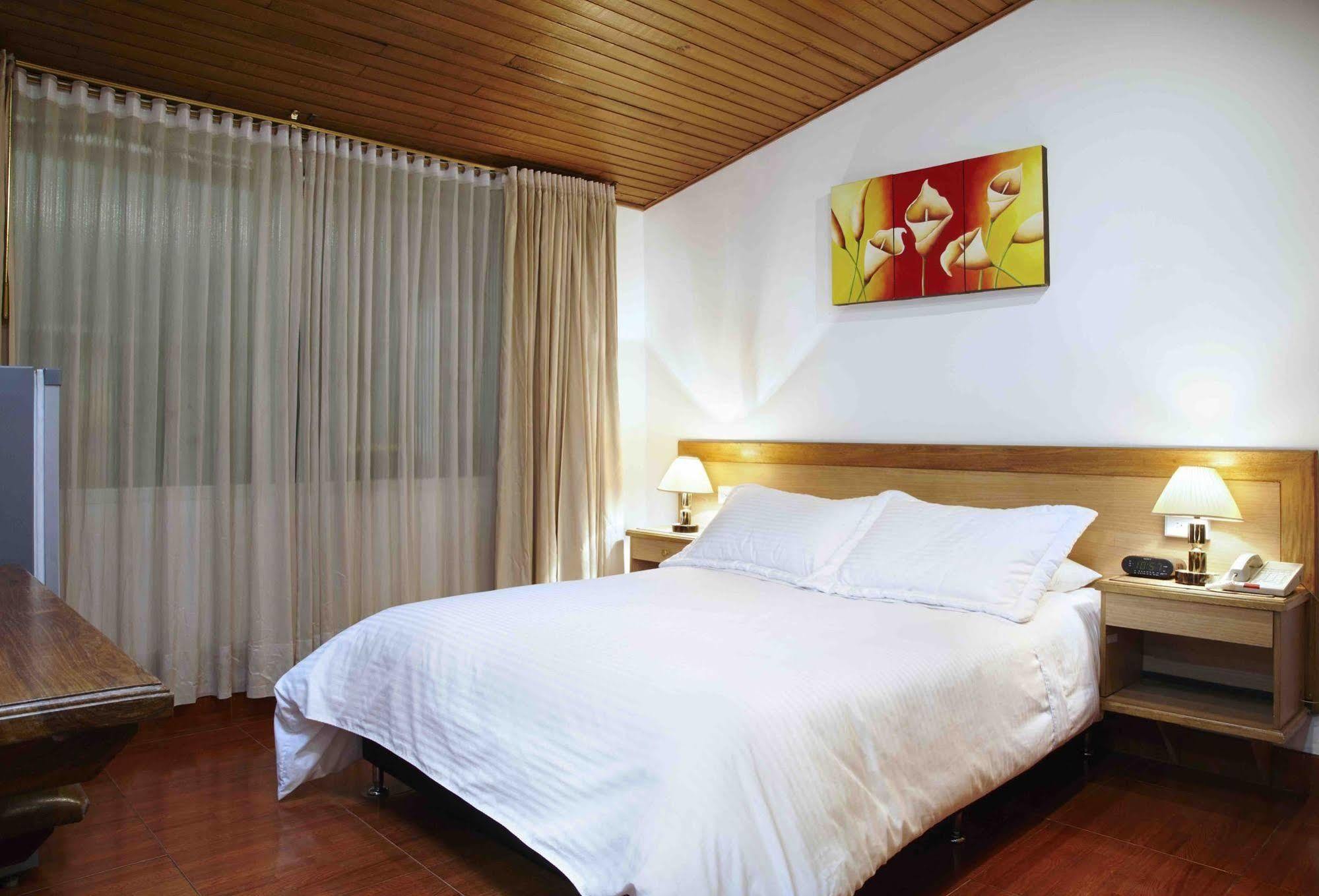 Hotel Charlies Place Μπογκοτά Εξωτερικό φωτογραφία